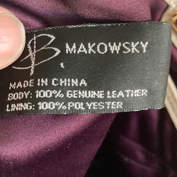 B. Makowsky Larger Black Leather Shoulder Bag - Picture 6 of 8